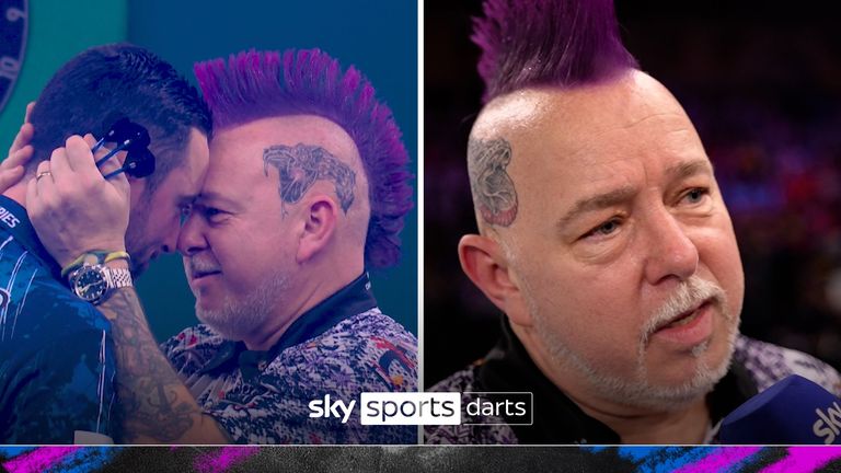 Relive Peter Wright's winning throw as he beat defending champion Luke Humphreys to advance to the quarter-finals of the World Darts Championship.