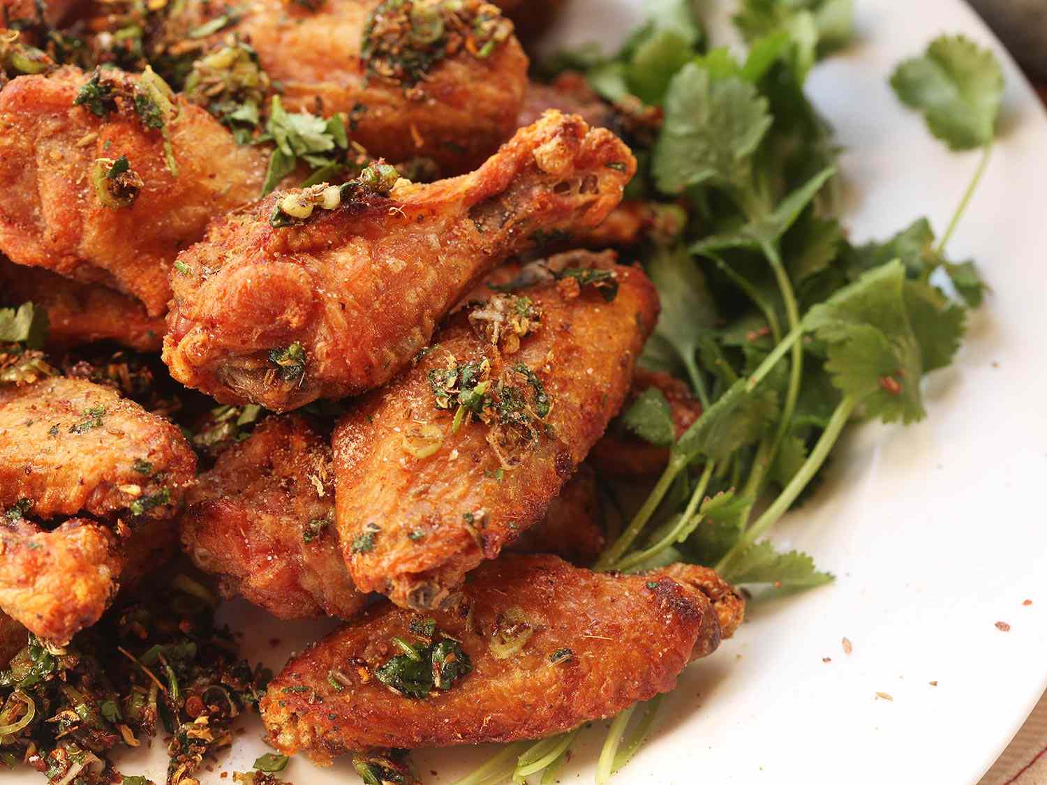 The Easy, Mess-Free Method for Crispy, Tender Chicken Wings